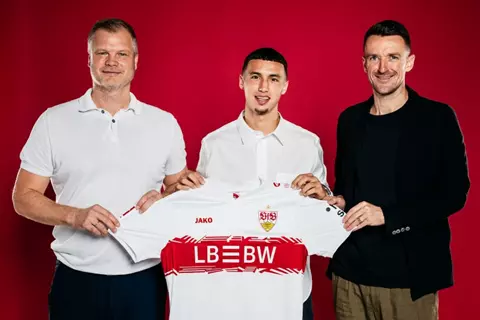 رسميًا.. شتوتجارت يعلن ضم الخنوس من ليستر سيتي